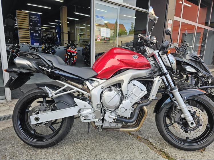 YAMAHA FZ6 (98CV)