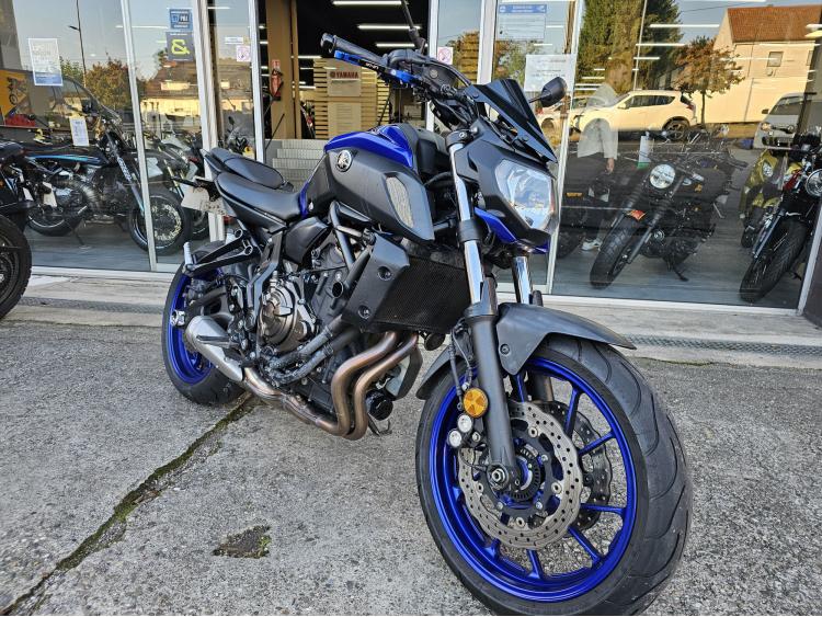 YAMAHA MT-07 (47.5CV)