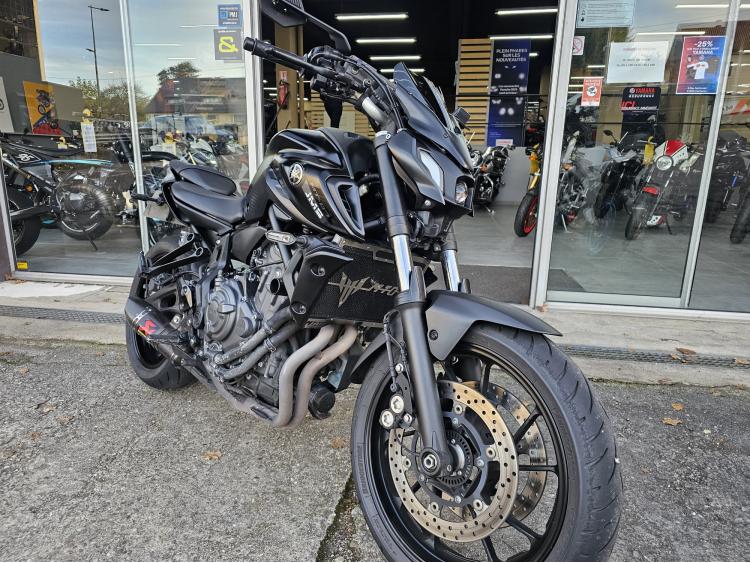 YAMAHA MT-07 (47.5CV)
