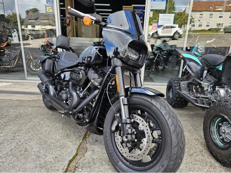 HARLEY-DAVIDSON SOFTAIL FAT BOB 1868