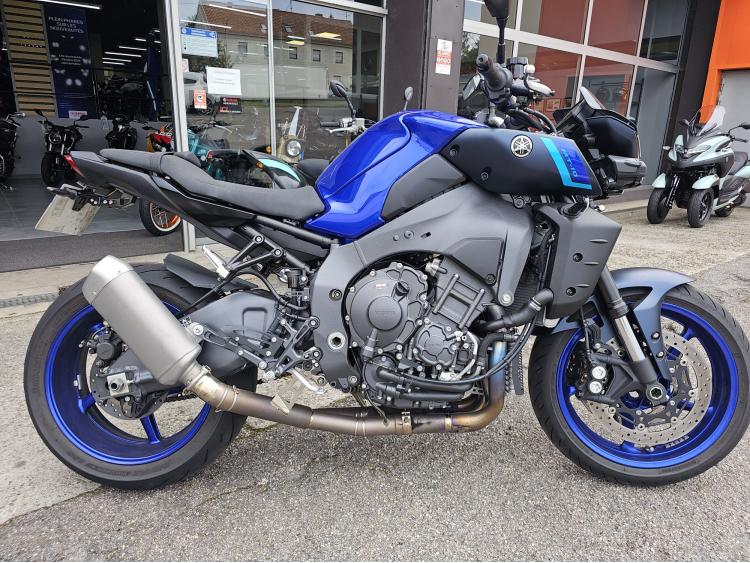 YAMAHA MT-10